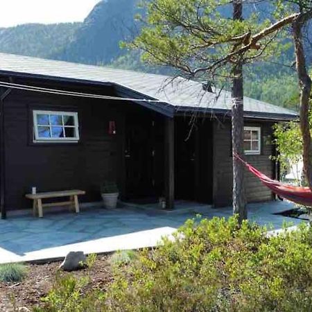 Cosy Cabin Between Lake And Mountain Treungen 외부 사진